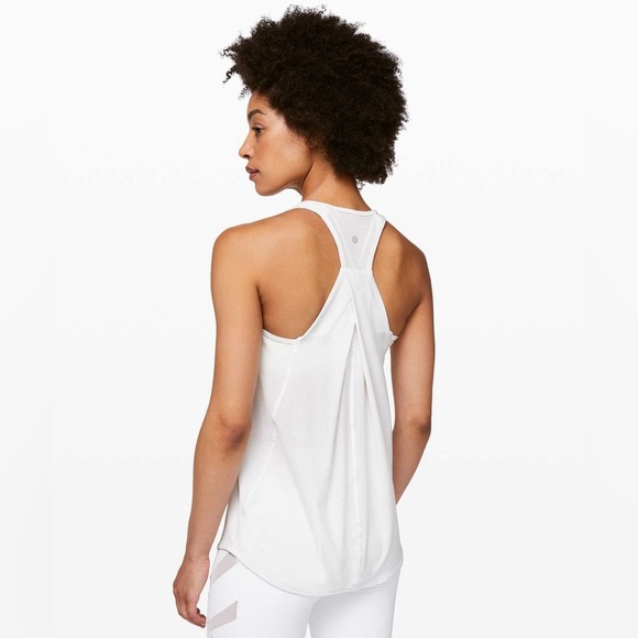 95 🆕🤍 Lululemon Essential Tank - White Herringbone - Picture 4 of 12